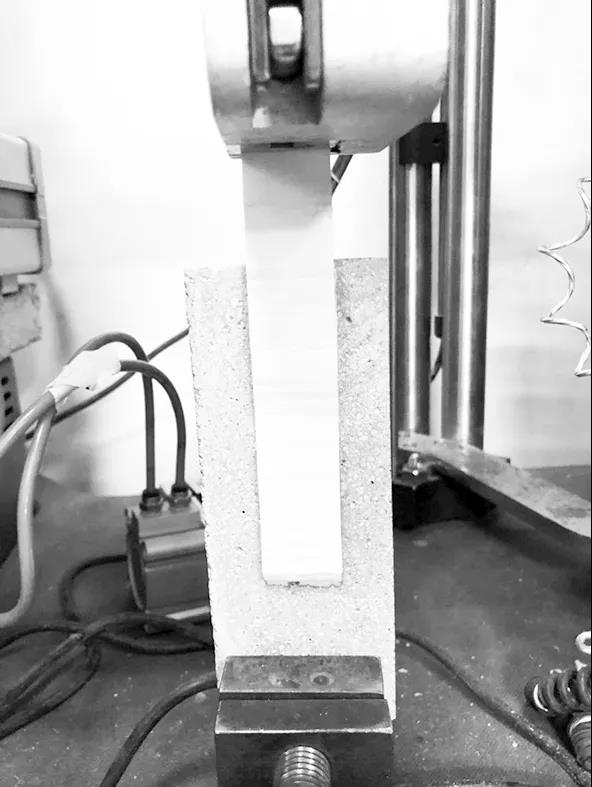 丁基膠帶與砂漿塊的180°剝離 丁基膠帶與砂漿塊的180°剝離