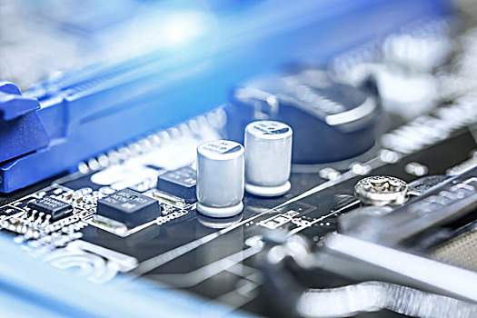 恒溫恒濕試驗機做高溫測試時水需要放出來嗎？